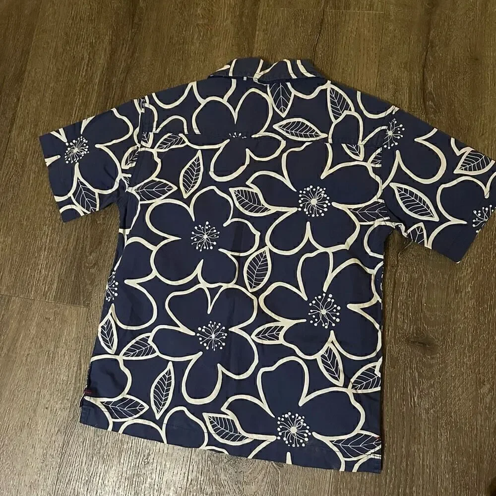 Gap Boys New With Tags Blue Hawaiian Floral Button up Navy Shirt Size XS 4
